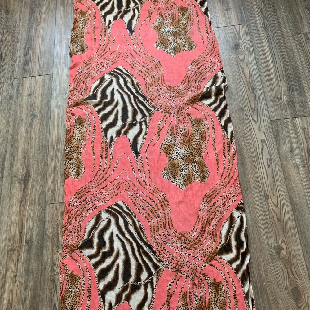 Scarf - Picture 2 of 4